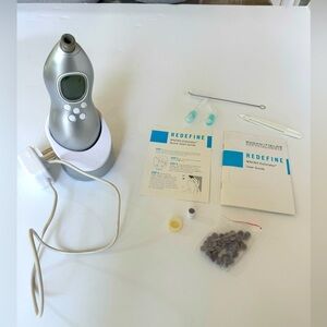 Rodan & Fields Redefine Macro Exfoliator with filters and charger. Like New.